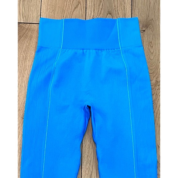 GYMSHARK ULTRA Seamless Blue Leggings Women’s Medium - Picture 3 of 9